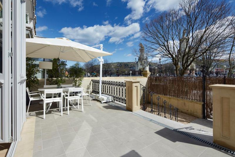La Dolce Vita by FeelFree Rentals - image 8