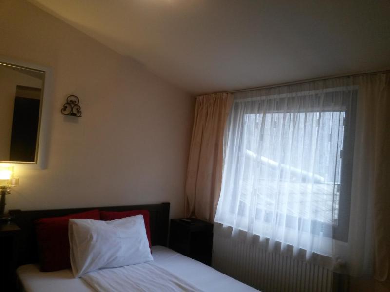 Double Room 5 image 4