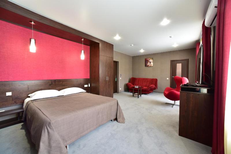 Double Room image 1