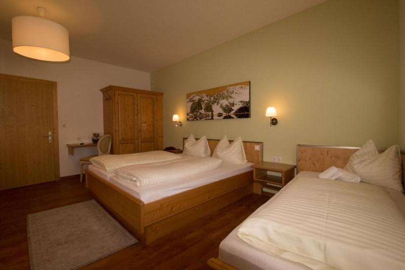 Superior Double Room image 4