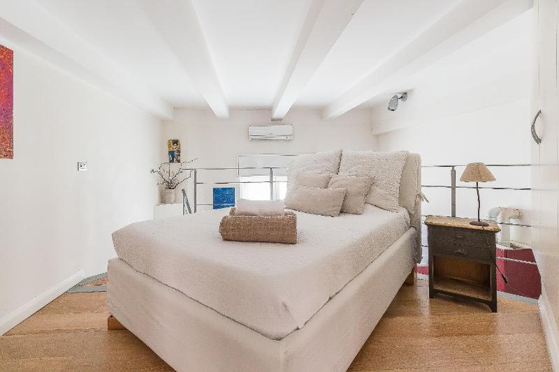 Apartment image 3