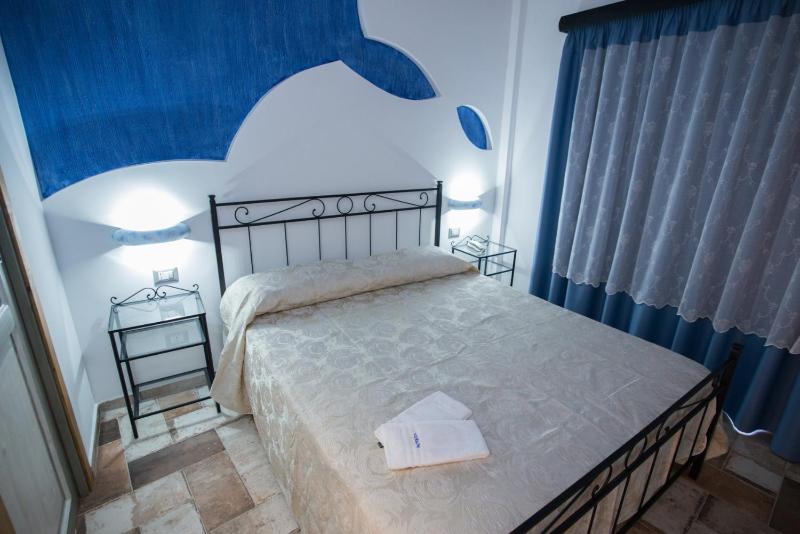 Superior Double Room image 2
