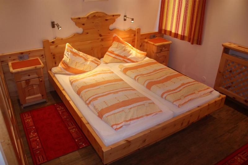 Superior Single Room with Lake View image 1