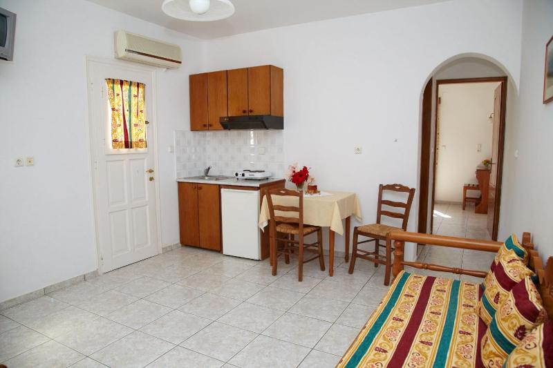 One-Bedroom Apartment (2 - 4 Adults) image 1