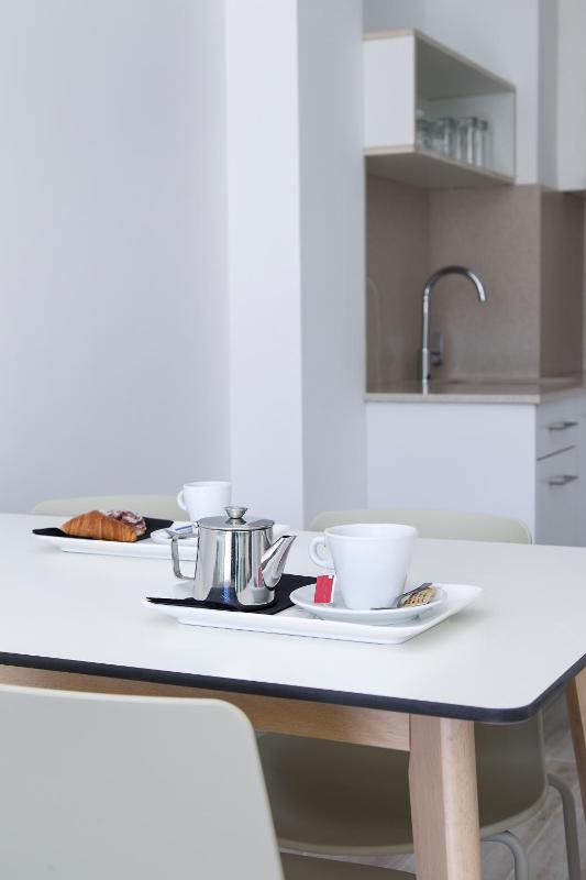 Two-Bedroom Family Apartment (6 Adults) image 4