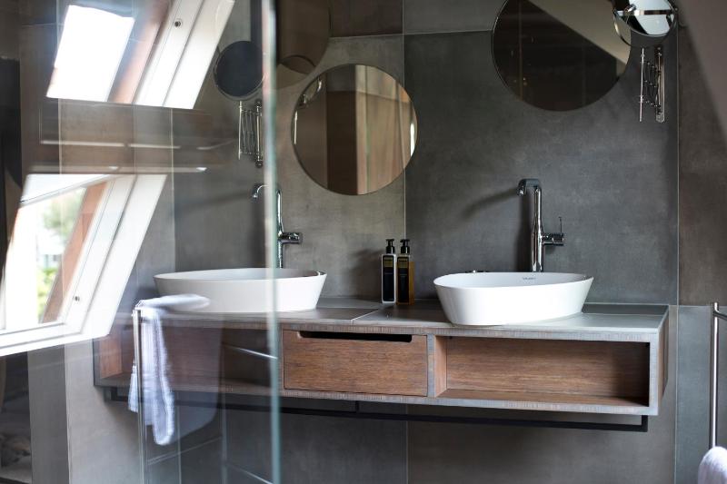 Royal Suite image 3