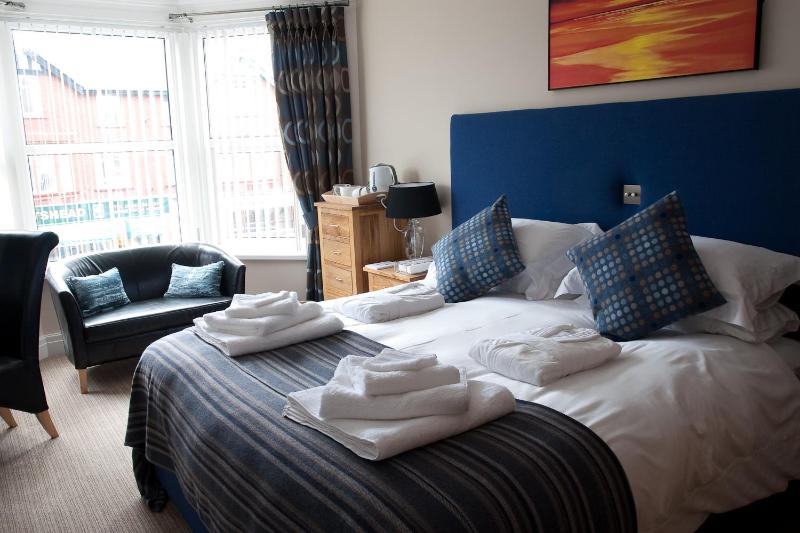 Deluxe Double Room image 4