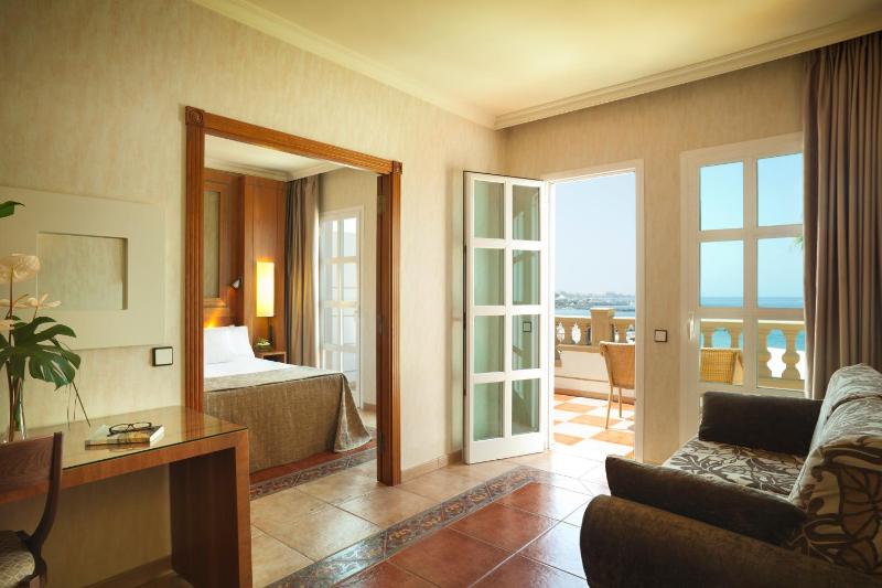 Adrián Hoteles Jardines de Nivaria - image 15