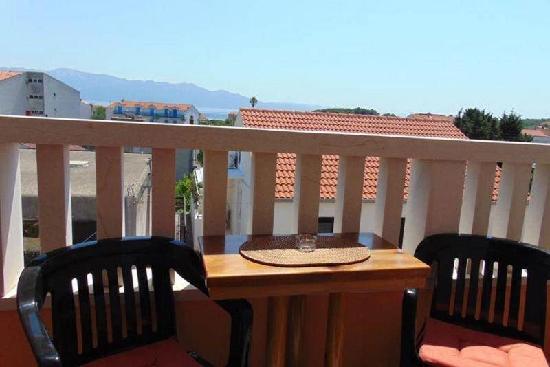 Studio with Balcony and Sea View image 1