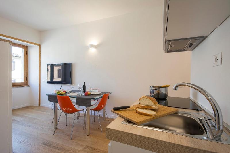 Apartment image 4