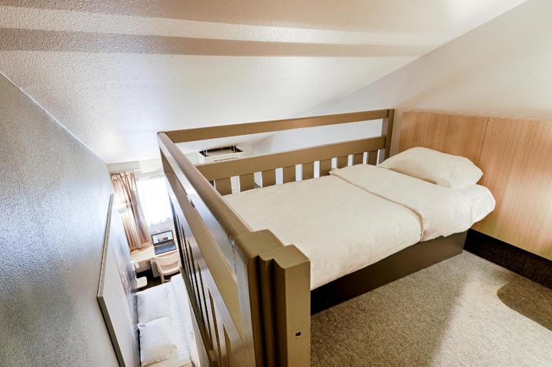 Quadruple Room image 3