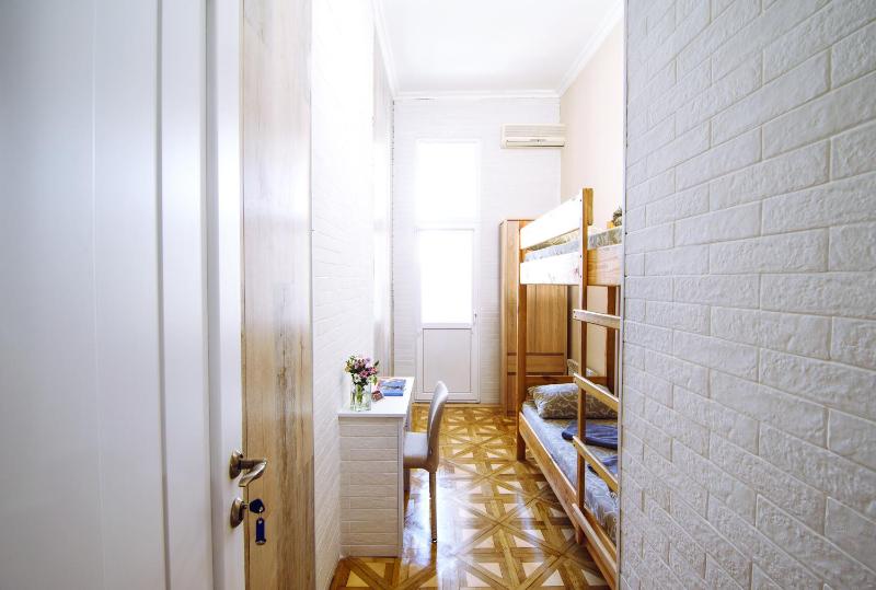 Economy Room with Shared Bathroom image 1