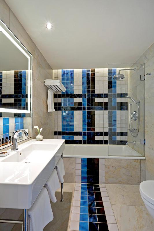 Junior Suite image 1
