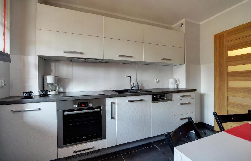 Eleganckie i Stylowe Apartamenty Sun Seasons 24 w Karpaczu z Parkingiem by Noclegi Renters - image 7