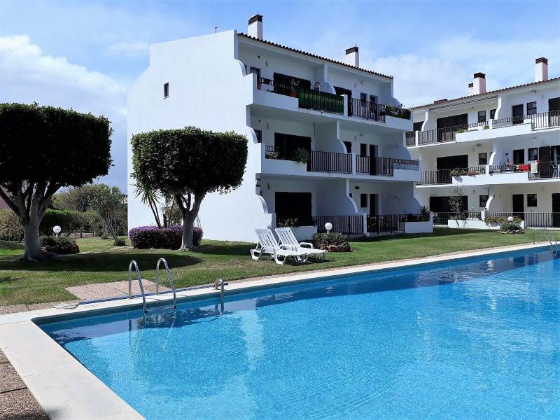 Mouramar- Garagem Piscina & Wifi - image 42