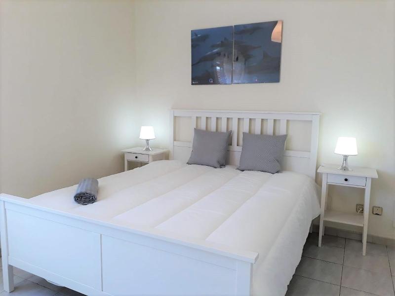 Mouramar- Garagem Piscina & Wifi - image 25