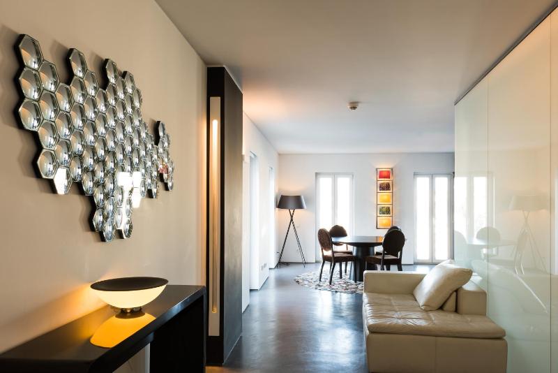 Apartments Pateo - Lisbon Lounge Suites - image 15