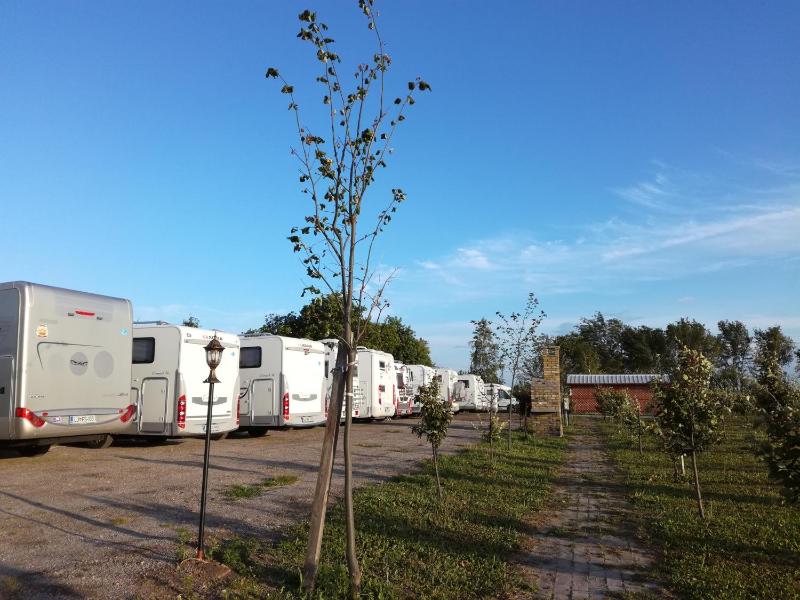 Empty lot image 1