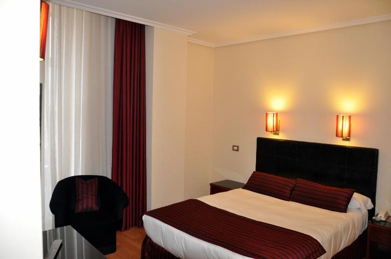 Hotel Compostela Vigo - image 18
