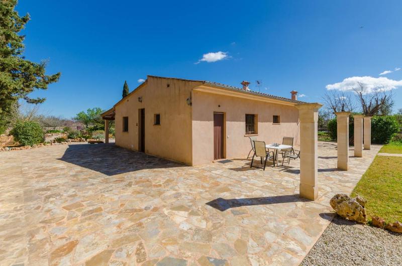 Three-Bedroom Villa image 2