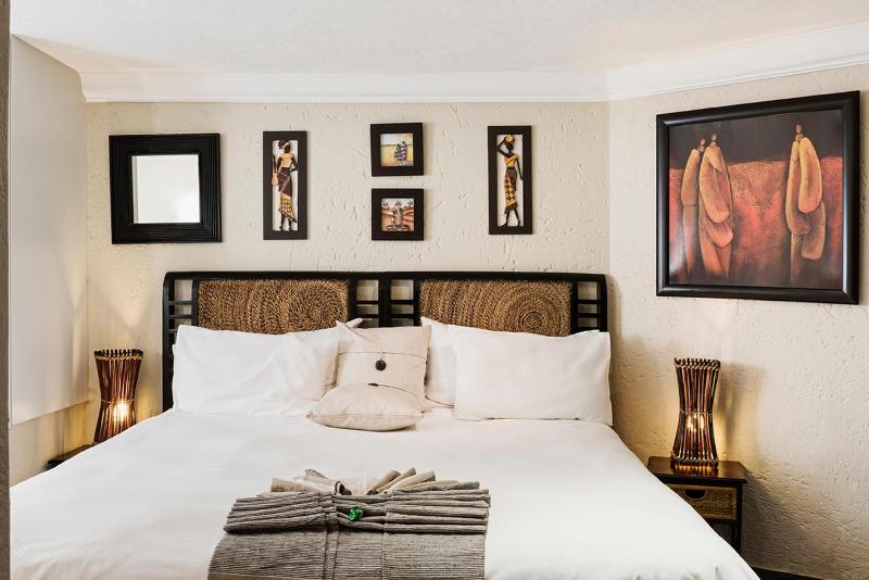 Glenda's Guest Suites - image 16