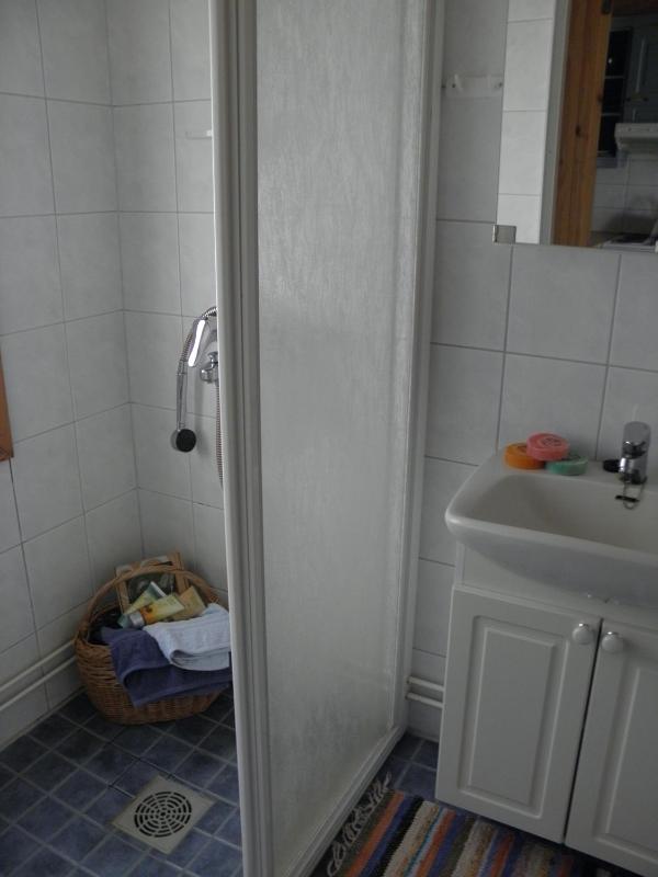 Two-Bedroom Cottage with Sauna image 3