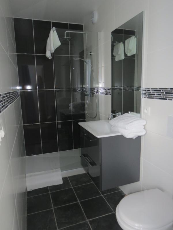 Double Room image 2