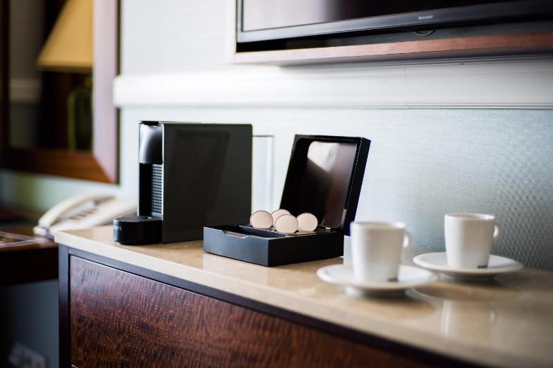 Executive Double Room image 3