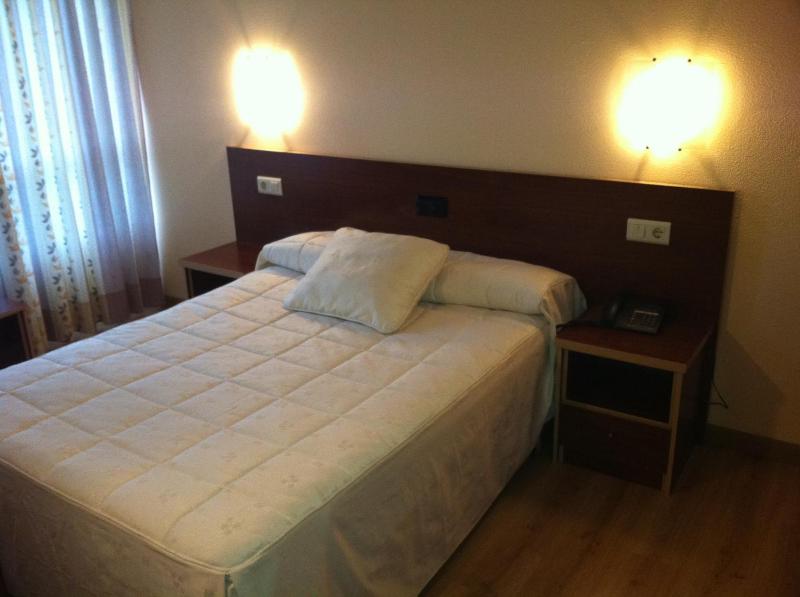 Double or Twin Room image 2