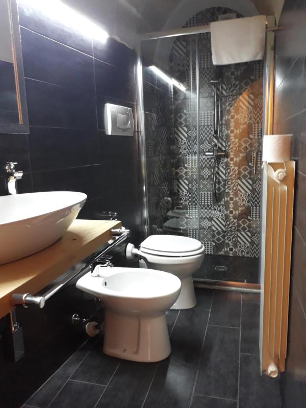 Double Room image 2