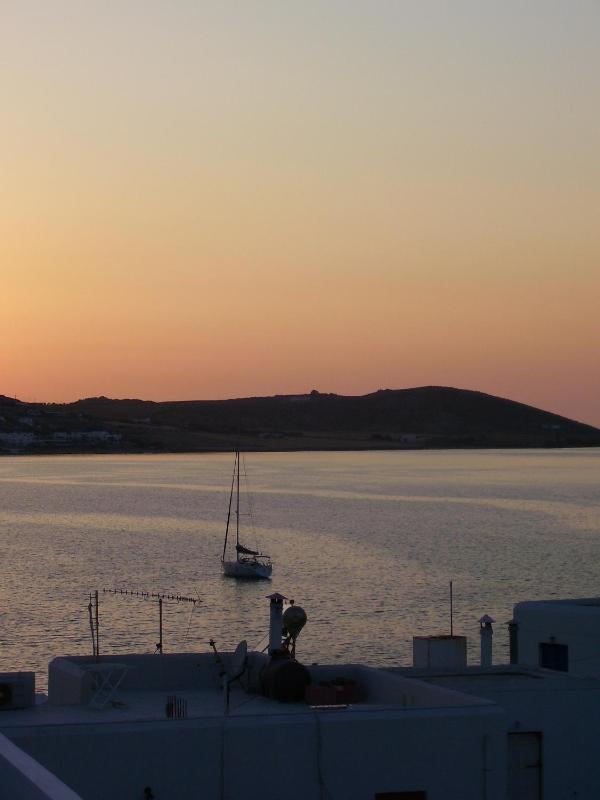 Superior Double Room with Sea View image 3