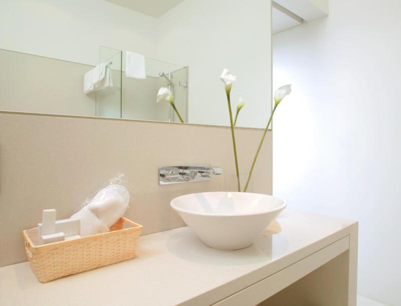 Two-Bedroom Suite image 4