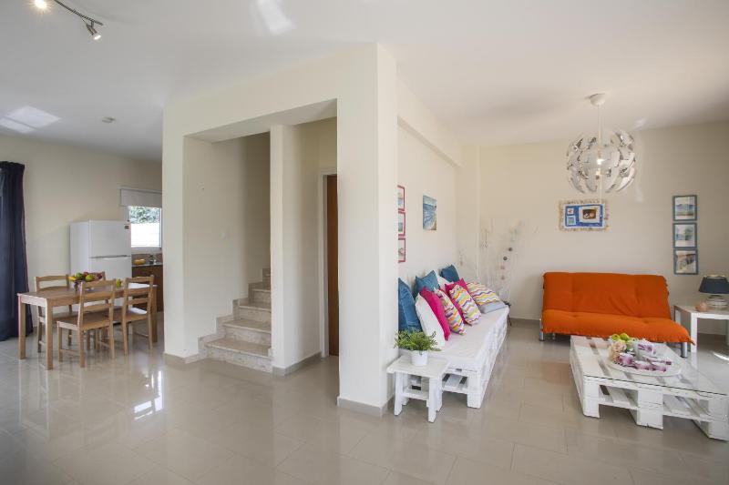 Protaras Galleria Sunset Villa - image 6