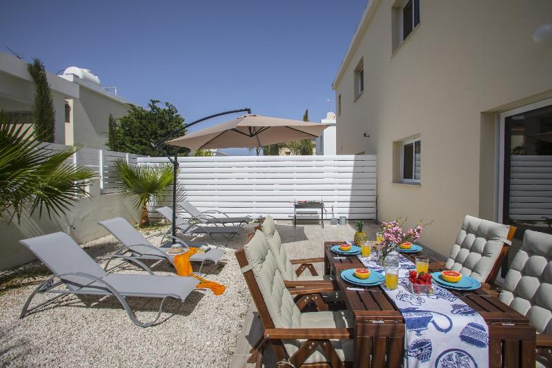 Protaras Galleria Sunset Villa - image 2