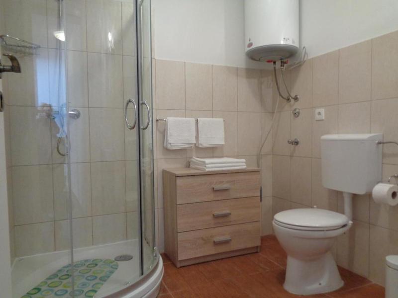 Two-Bedroom Apartment with Terrace and Sea View image 1