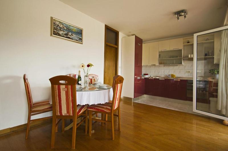 Two-Bedroom Apartment with Balcony and Sea View image 2