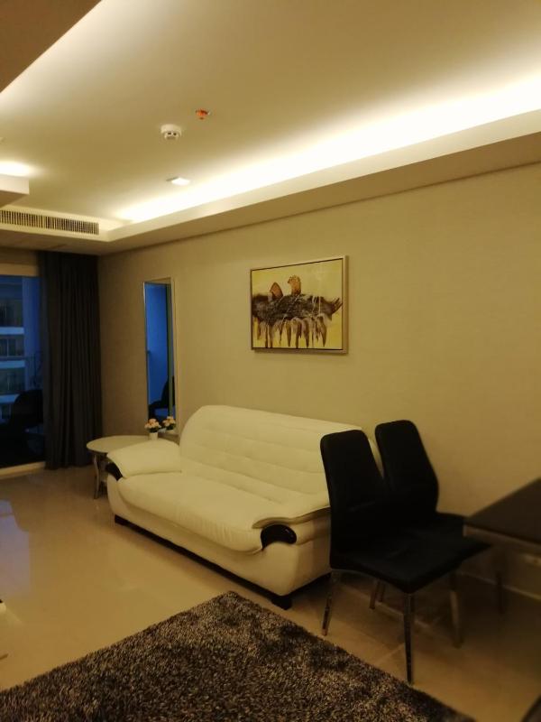 Cosy Beach View Apartments - image 17