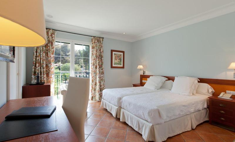Standard Double or Twin Room image 1