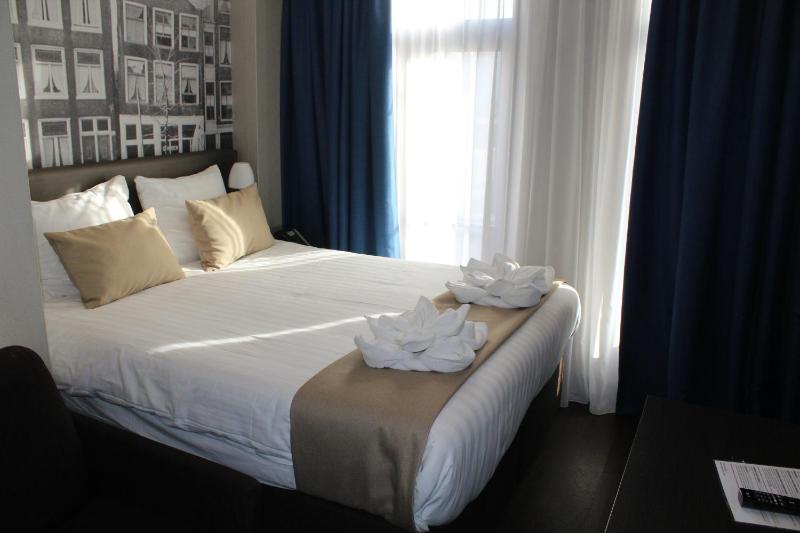 Royal Amsterdam Hotel - image 7