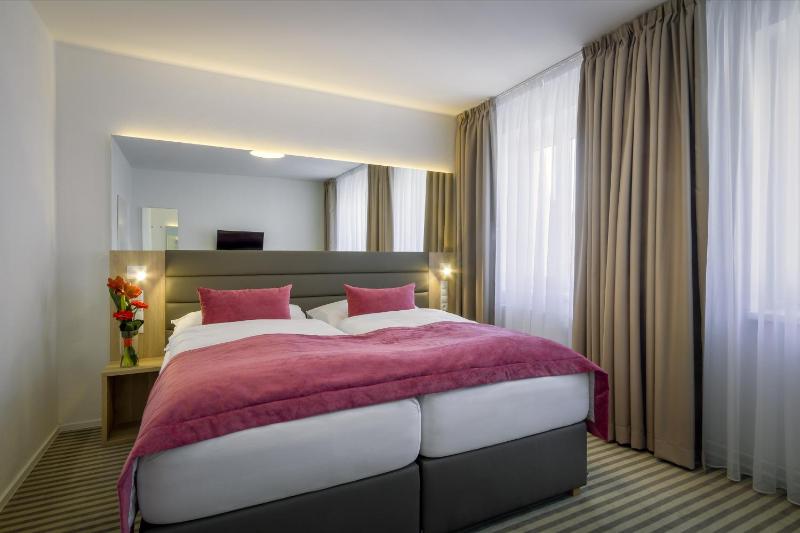 Hotel White Lion - image 12