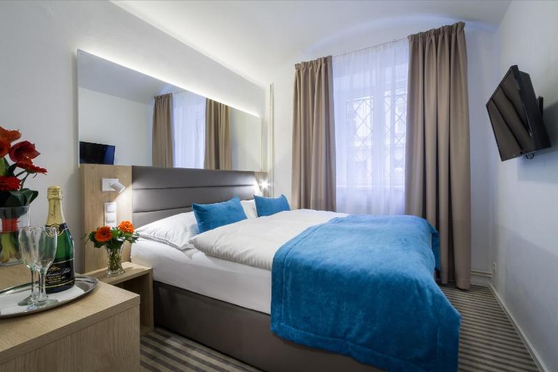 Hotel White Lion - image 7