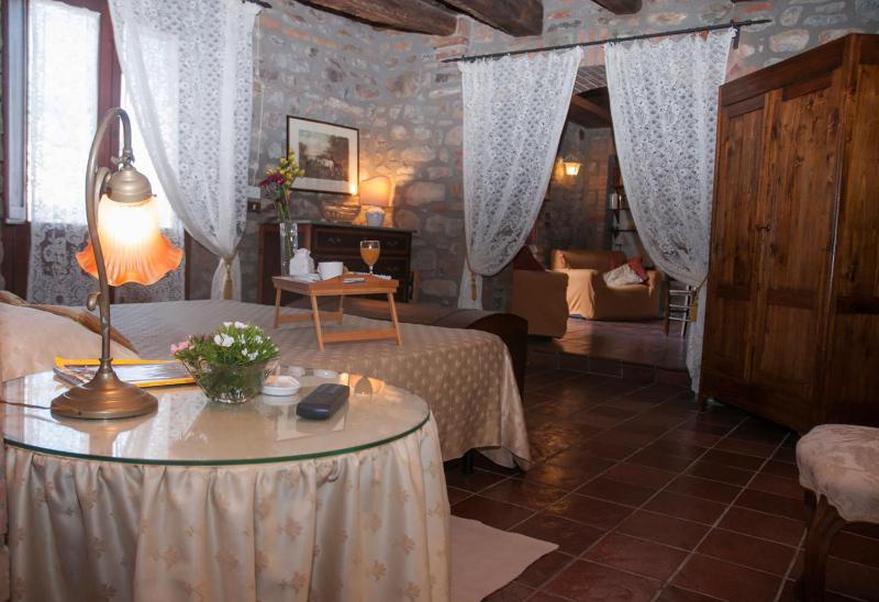 Junior Suite with Garden View image 3