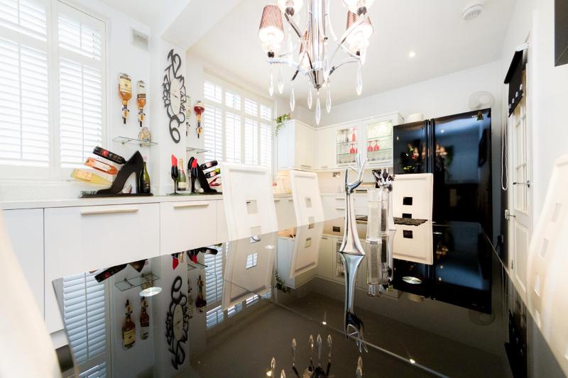 Apartment image 4