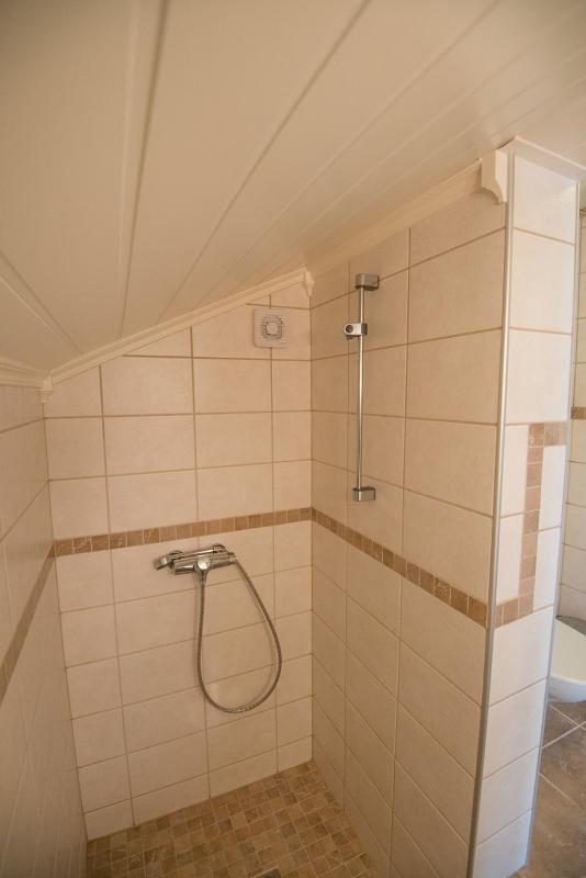 Deluxe Bungalow with Sea View (5 Adults) image 3