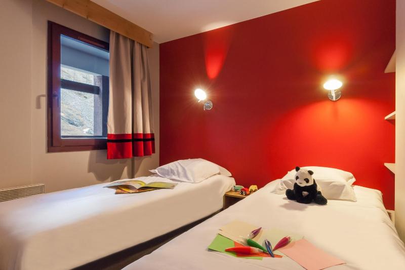 Standard One-Bedroom Apartment (5 People) image 3