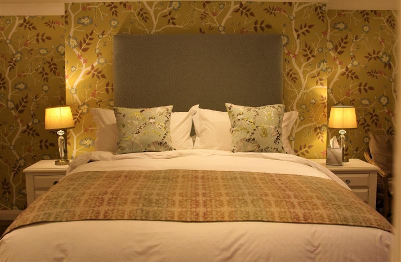 Sea Spray Hotel - image 43