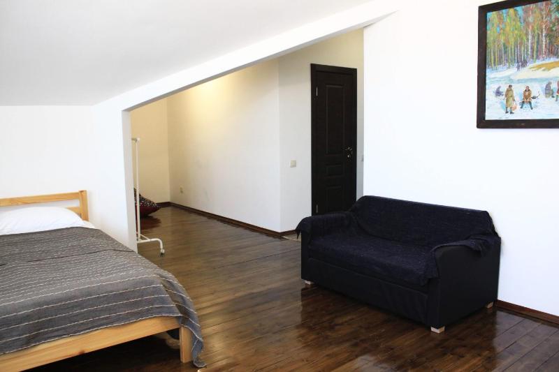 Classic Quadruple Room image 3