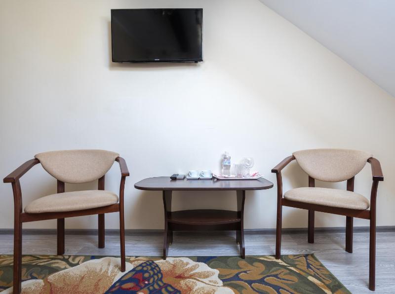 Large Double Room image 3