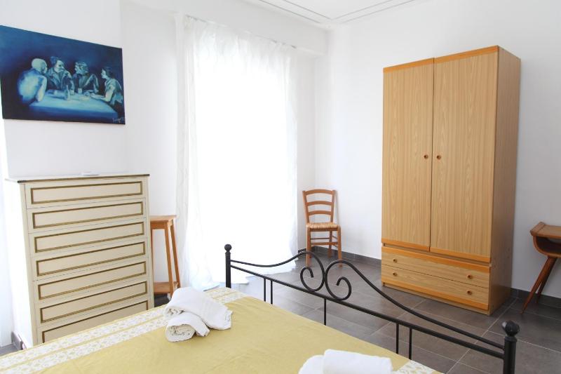 Family House - by Vacation Service - image 13