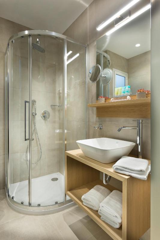 Triple Room image 1